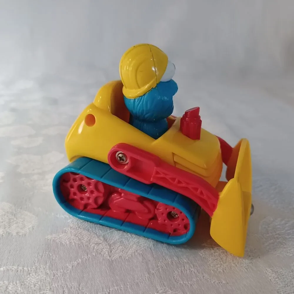 1999 TYCO PRESCHOOL TOYS MAGNETIZED SESAME STREET CONSTRUCTION 3 TRUCK SET